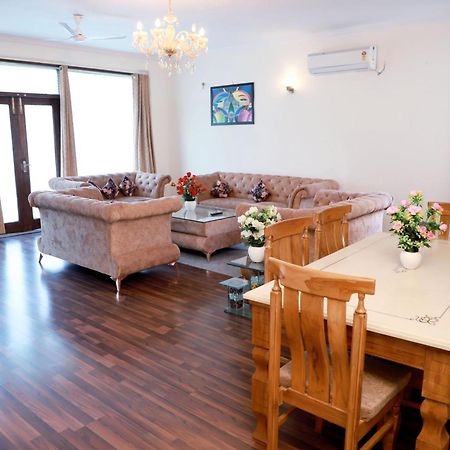 Fortune Home Service Apartment 2Bhk,E28 Saket 2A New Delhi Exterior foto