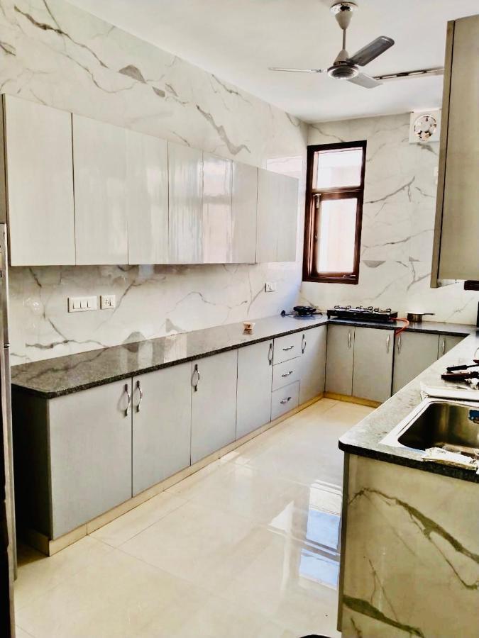 Fortune Home Service Apartment 2Bhk,E28 Saket 2A New Delhi Exterior foto