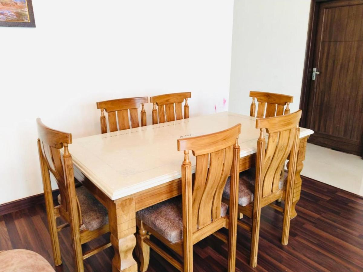 Fortune Home Service Apartment 2Bhk,E28 Saket 2A New Delhi Exterior foto