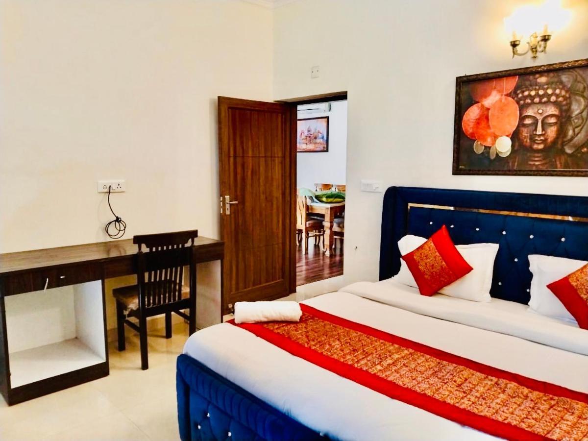 Fortune Home Service Apartment 2Bhk,E28 Saket 2A New Delhi Exterior foto